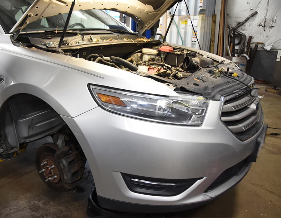 Lake Country Auto Care, Pewaukee Auto Repair & Auto Maintenance